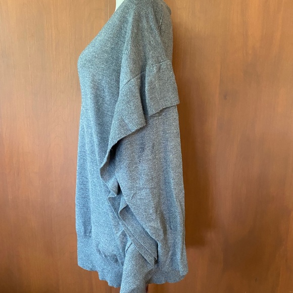 Zara gray sweater with ruffle - Picture 2 of 6